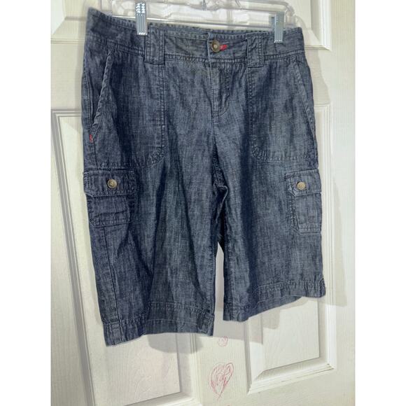 LADIES TOMMY HILFIGER CARGO DENIM SHORTS Size 4 - Picture 1 of 3